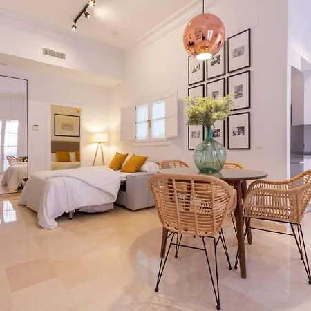 Apartment Mumu Luxury Lirio Sevilla